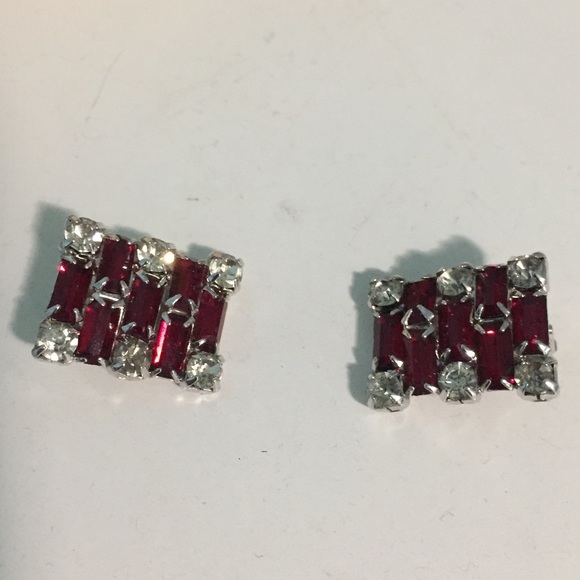 Jewelry - Vintage clip on earrings red and clear stones